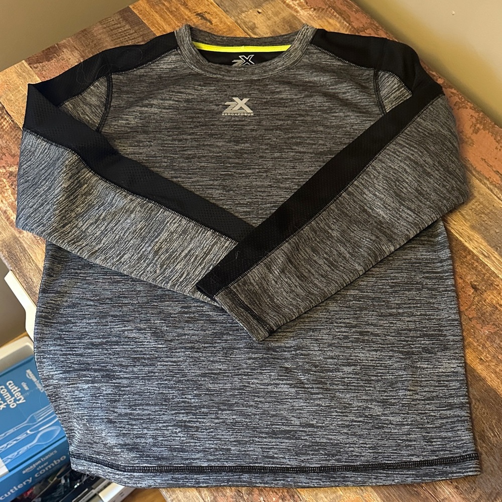 ZeroXposur Gray and Black Kids Sweatshirt